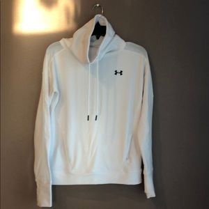 Like new🔥 Under Armour sweatshirt